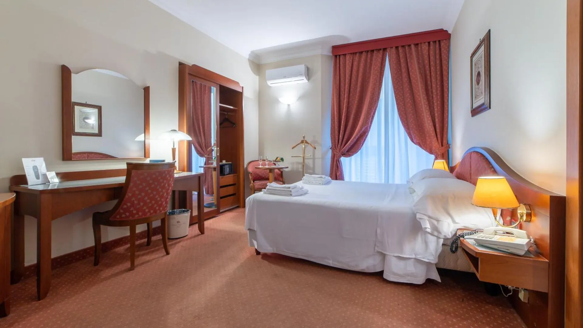 Massimo Plaza Hotel Παλέρμο